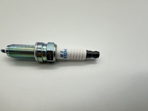 Spark plugs for Hyundai and Kia automobile parts Part number: 18846 11070/ 18846-11070 - Image 6