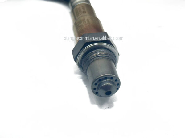 Hyundai and Kia auto parts: High-quality oxygen sensor OEM Part Number: 39210 23710/39210-23710 - Image 5