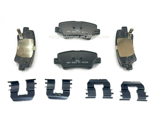 Hyundai and Kia Auto Parts:High-Quality Korean-Style Rear Disc Brake Pad Kits OEM Part Number: 58302 1RA30/58302-1RA30 - Image 3