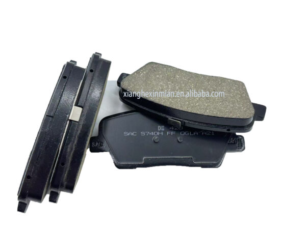 Hyundai and Kia Auto Parts:High-Quality Korean-Style Rear Disc Brake Pad Kits OEM Part Number: 58302 2PA70/58302-2PA70 - Image 4