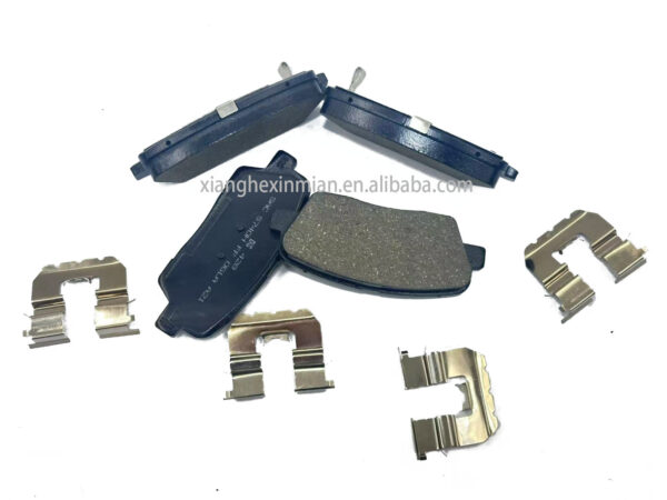 Hyundai and Kia Auto Parts:High-Quality Korean-Style Rear Disc Brake Pad Kits OEM Part Number: 58302 2PA70/58302-2PA70 - Image 5