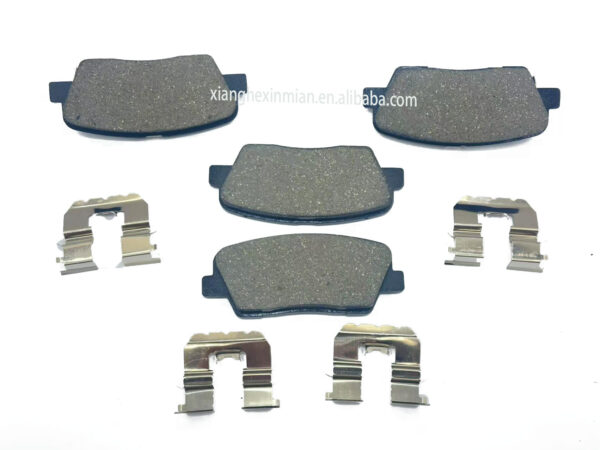 Hyundai and Kia Auto Parts:High-Quality Korean-Style Rear Disc Brake Pad Kits OEM Part Number: 58302 2PA70/58302-2PA70 - Image 6