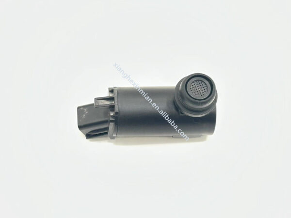 Hyundai and Kia Auto Parts: Car Windshield Washer Pump Part Number: 98510 1C000 / 98510-1C000 - Image 3